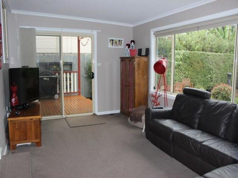 27 Belmore Road, Warrnambool VIC 3280