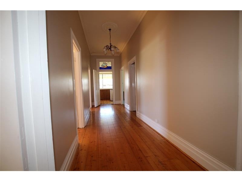 6 The Esplanade, Warrnambool VIC 3280