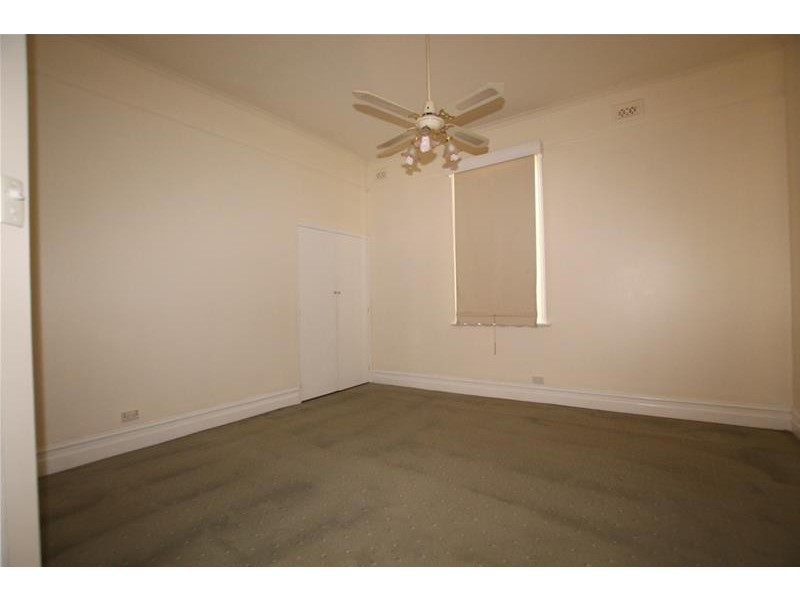 6 The Esplanade, Warrnambool VIC 3280