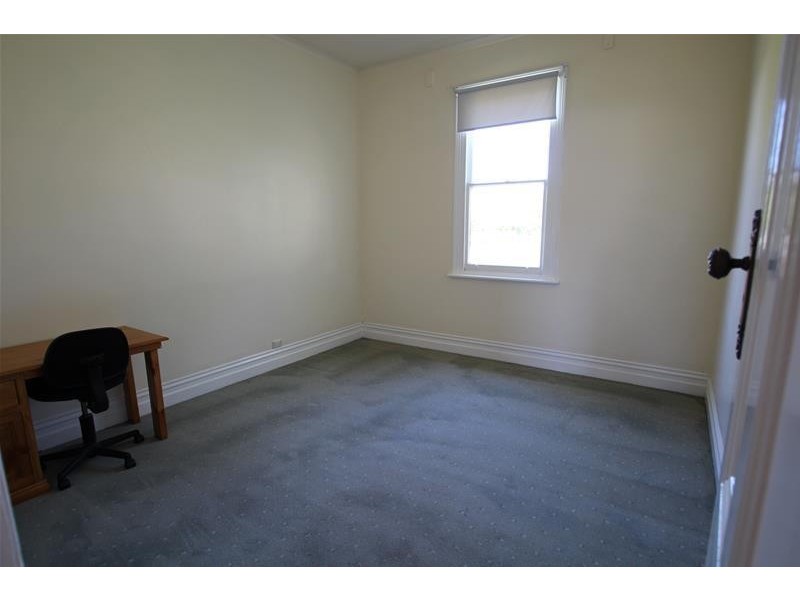 6 The Esplanade, Warrnambool VIC 3280