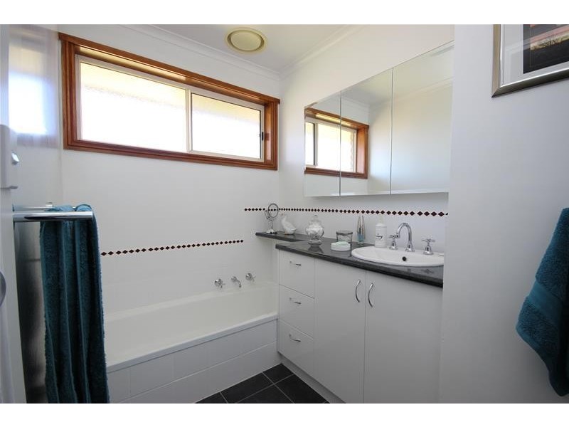 65 Whites Road, Warrnambool VIC 3280