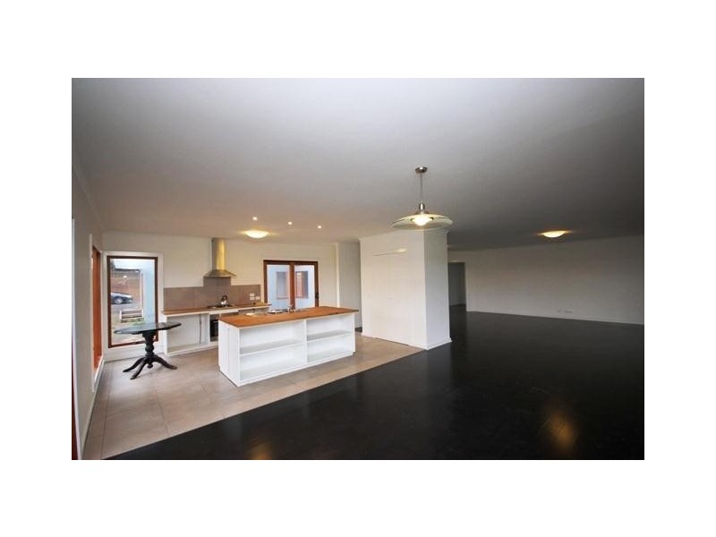 125 Plummers Hill Road, Woodford VIC 3281