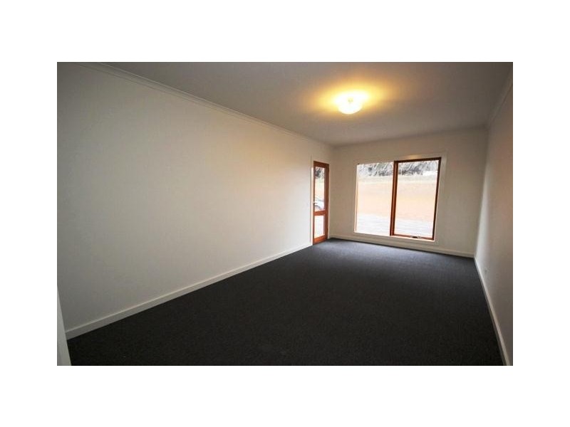 125 Plummers Hill Road, Woodford VIC 3281