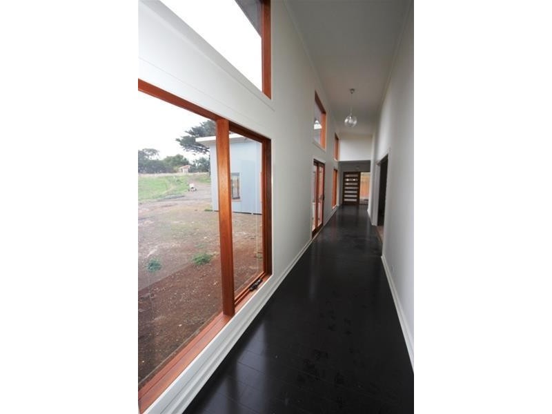 125 Plummers Hill Road, Woodford VIC 3281