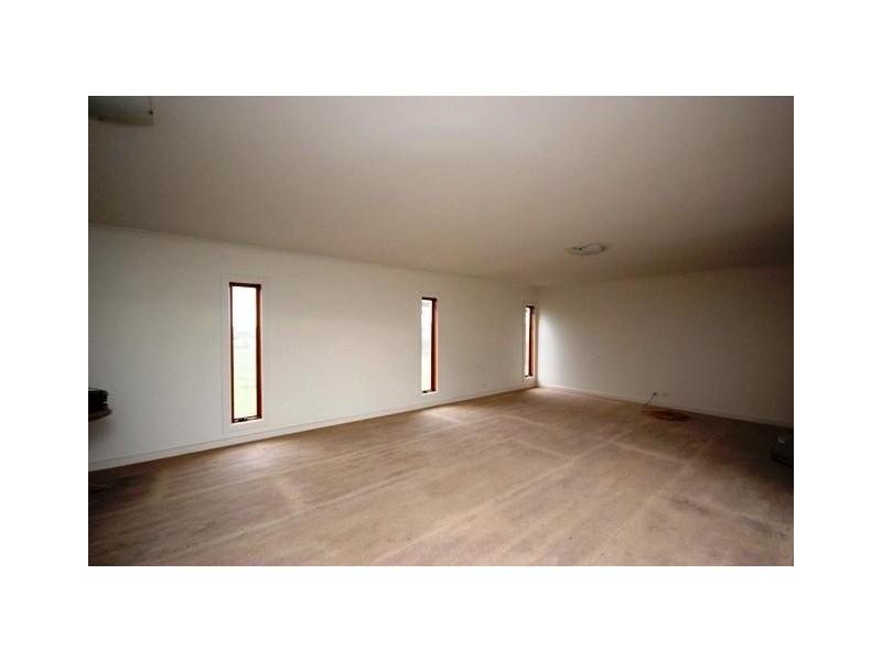 125 Plummers Hill Road, Woodford VIC 3281