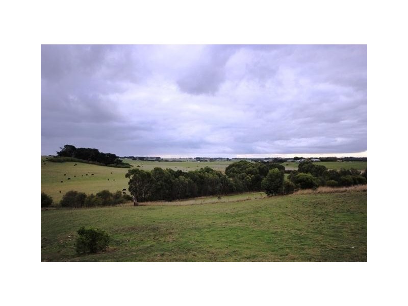 125 Plummers Hill Road, Woodford VIC 3281