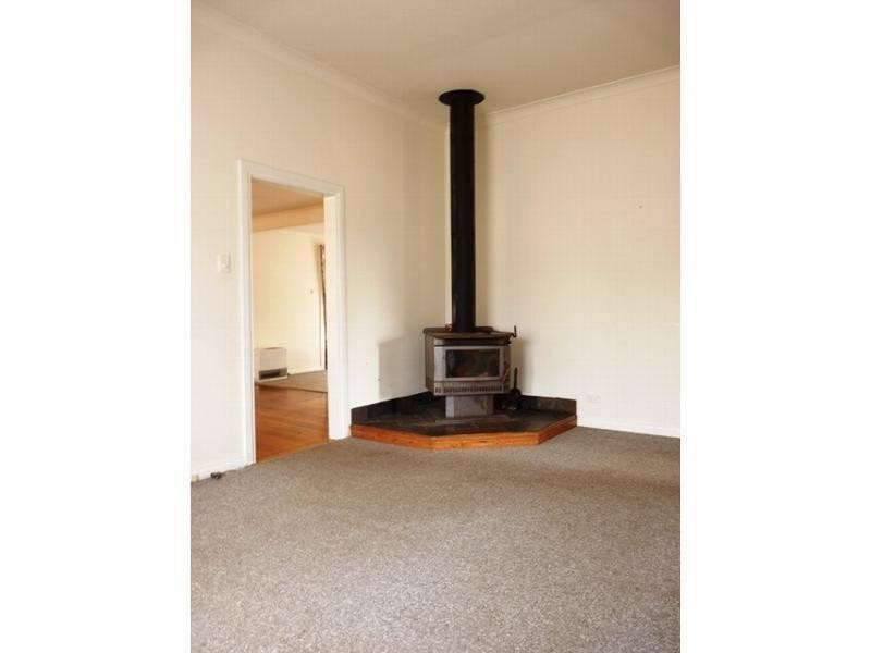 27 Ritchie Street, Caramut VIC 3274