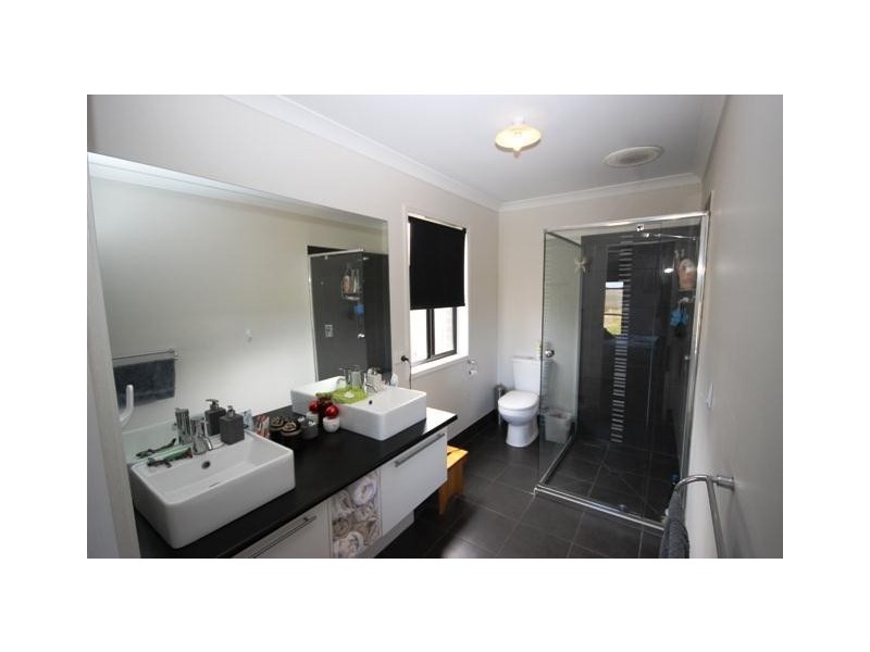 22 Deverell Way, Warrnambool VIC 3280