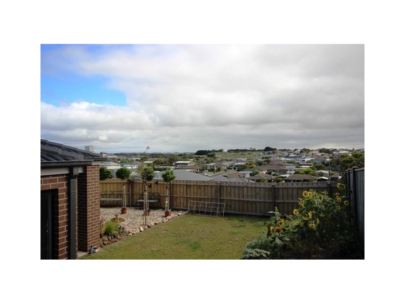 22 Deverell Way, Warrnambool VIC 3280