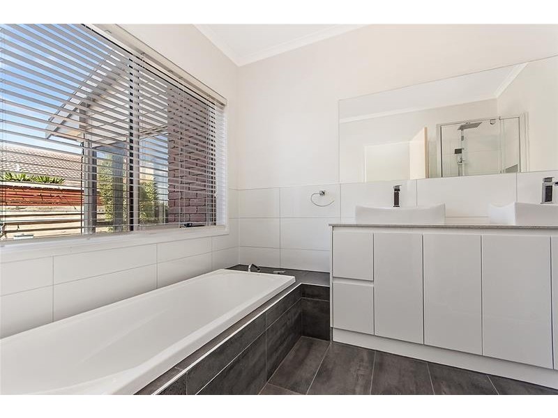 7 Clonmel Court, Warrnambool VIC 3280