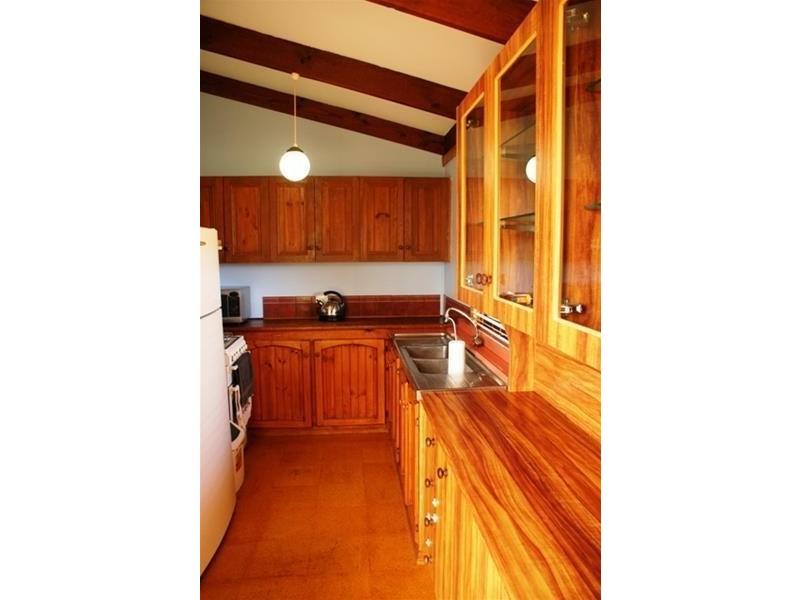 34 Anzac Avenue, Koroit VIC 3282