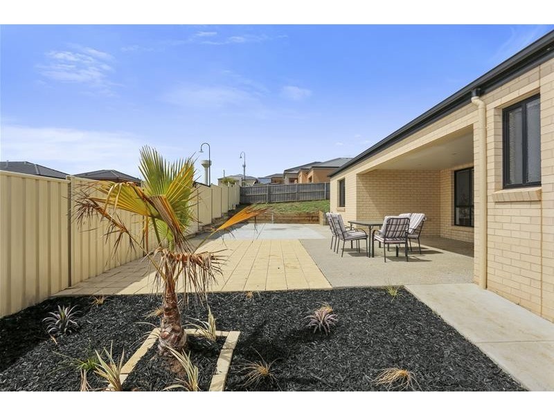 36 Dennington Rise, Warrnambool VIC 3280