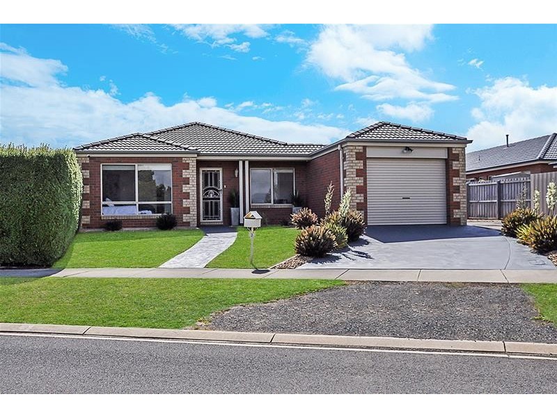 3 Sharpe  Avenue, Warrnambool VIC 3280