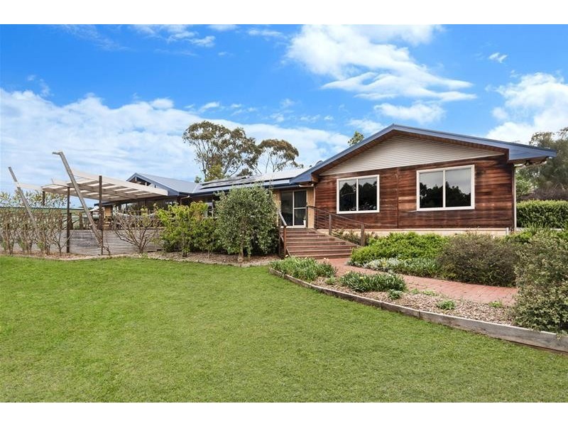 46 Bridge Road, Bushfield VIC 3281