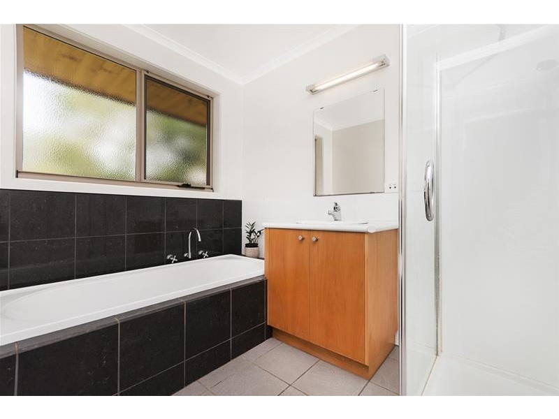 46 Bridge Road, Bushfield VIC 3281