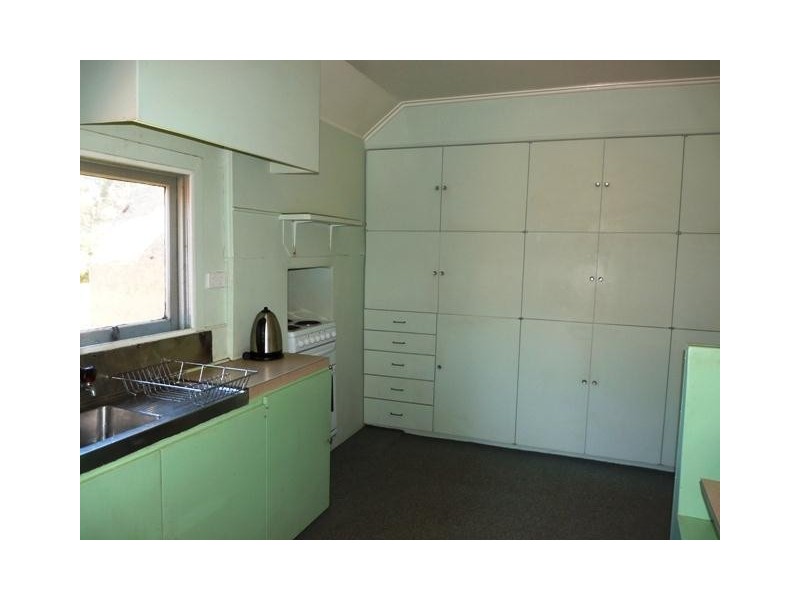 584 Hopkins Highway, Bushfield VIC 3281