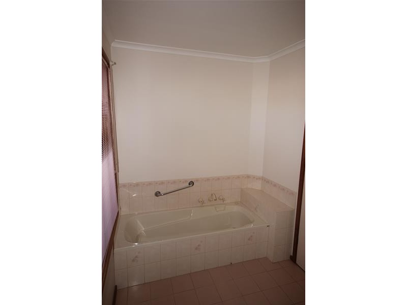 3 Truro Court, Warrnambool VIC 3280