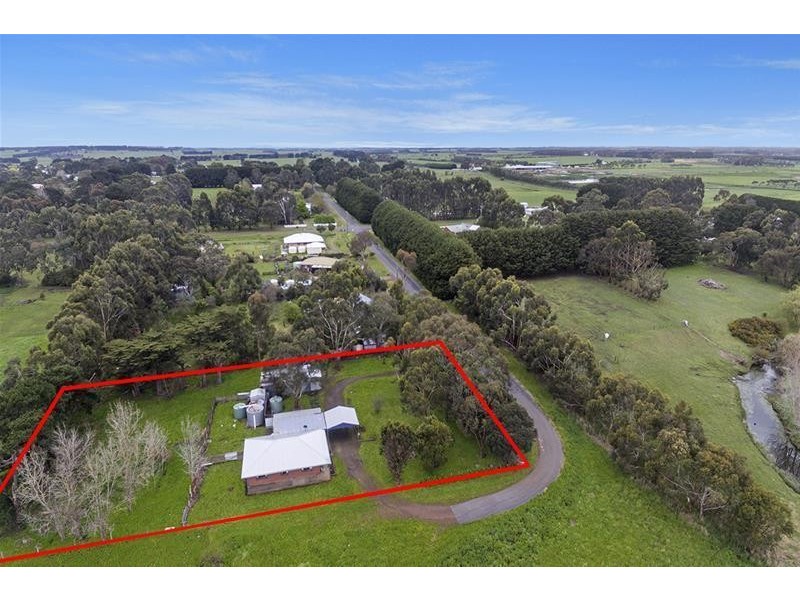 10 Porter Street, Woolsthorpe VIC 3276