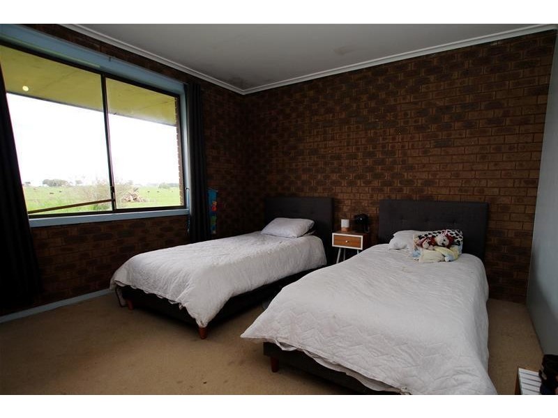 10 Porter Street, Woolsthorpe VIC 3276