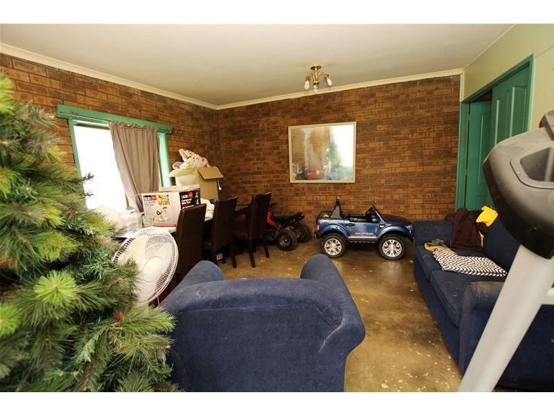 10 Porter Street, Woolsthorpe VIC 3276