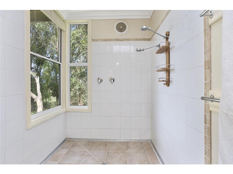 230 Warrne Road, Wangoom VIC 3279