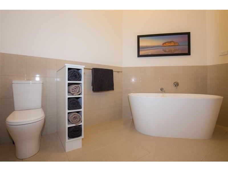 93 Manifold Street, Woolsthorpe VIC 3276