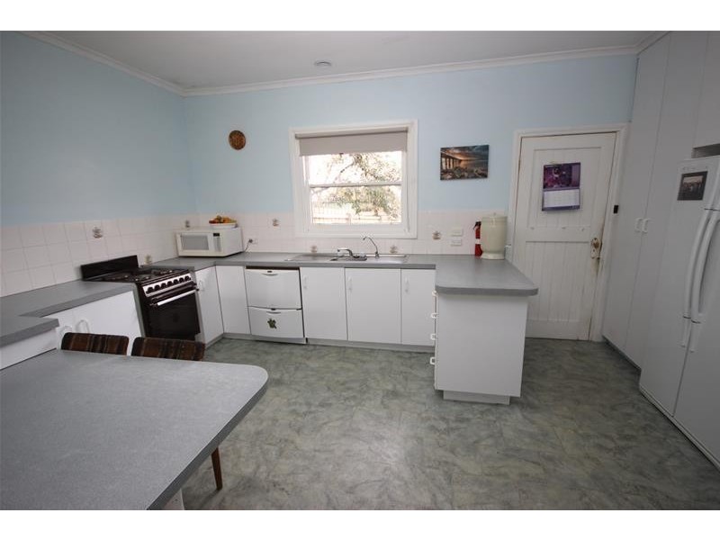 2 Ocean Grove, Warrnambool VIC 3280