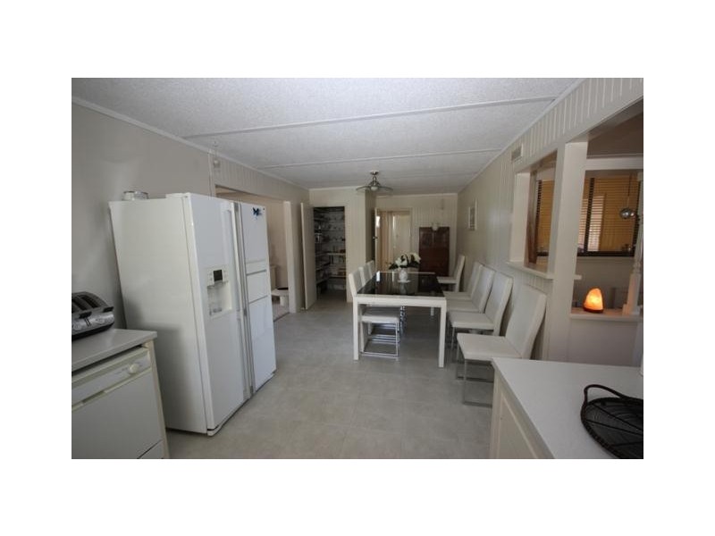 23 Quinns Road, Bushfield VIC 3281