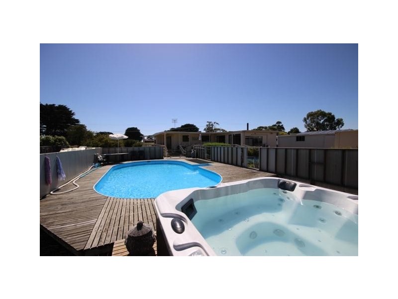 23 Quinns Road, Bushfield VIC 3281