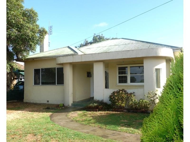 44 Scott Street, Mortlake VIC 3272