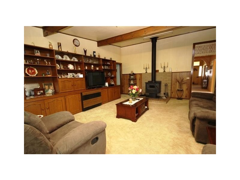 24 Townsend Street, Mortlake VIC 3272