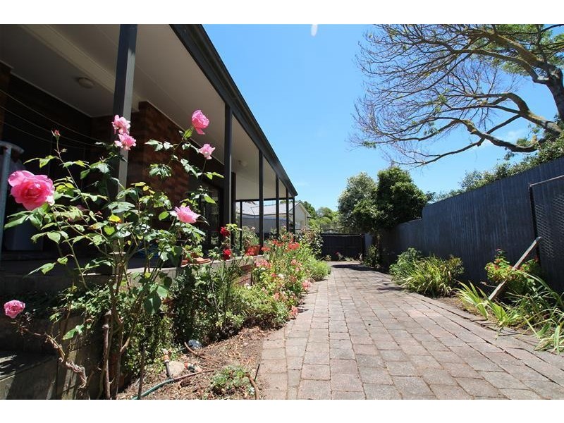 21 Walter Crescent, Warrnambool VIC 3280