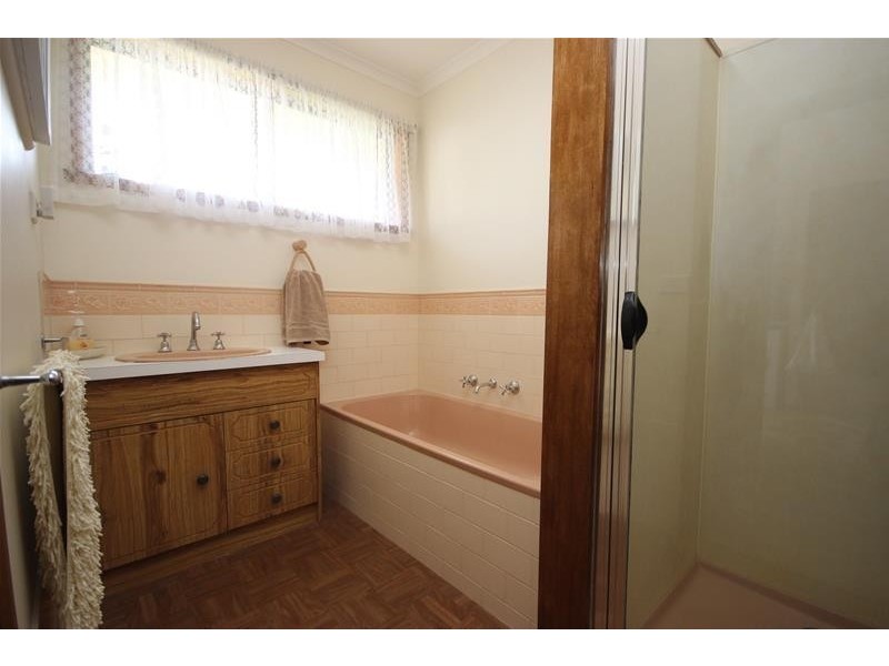 147 Merrivale Drive, Warrnambool VIC 3280