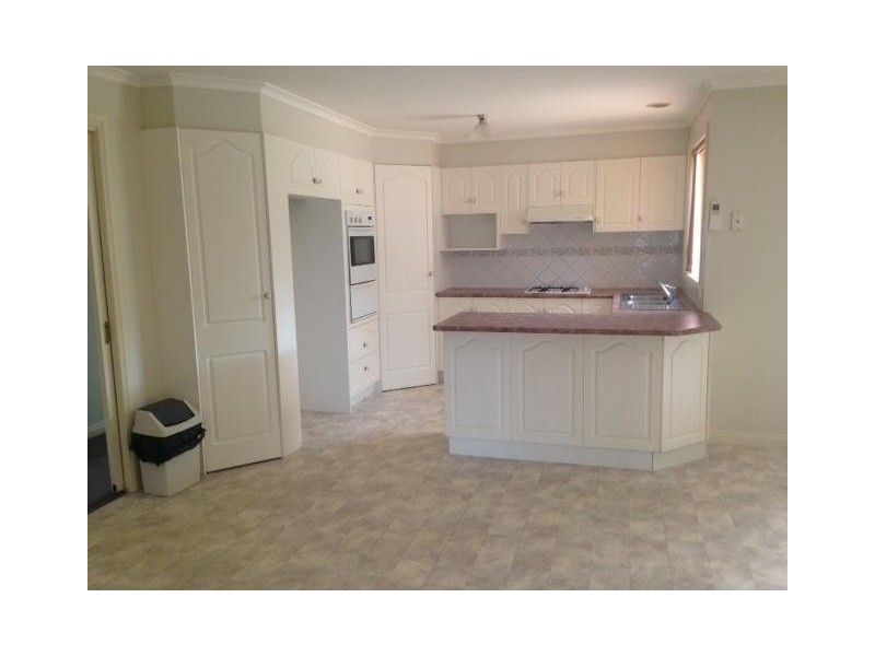 17 Everlyn Crescent, Warrnambool VIC 3280