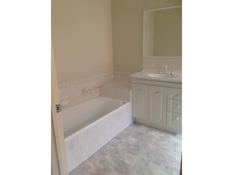 17 Everlyn Crescent, Warrnambool VIC 3280