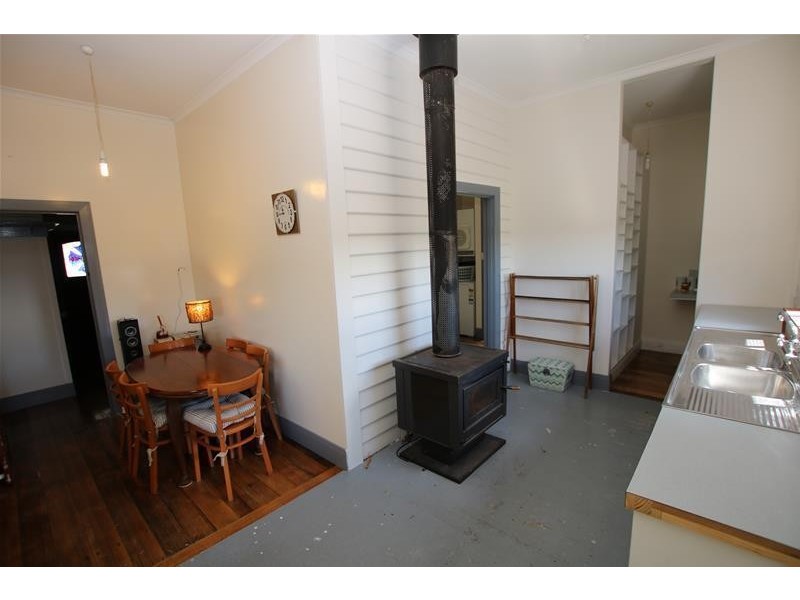 10 Russell Street, Macarthur VIC 3286