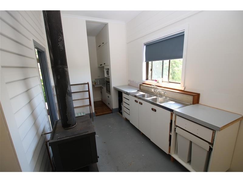 10 Russell Street, Macarthur VIC 3286