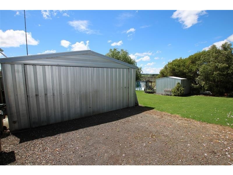 10 Russell Street, Macarthur VIC 3286