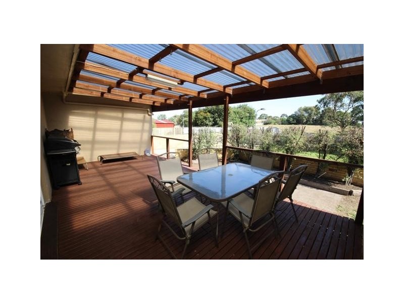 98 Ziegler Parade, Allansford VIC 3277