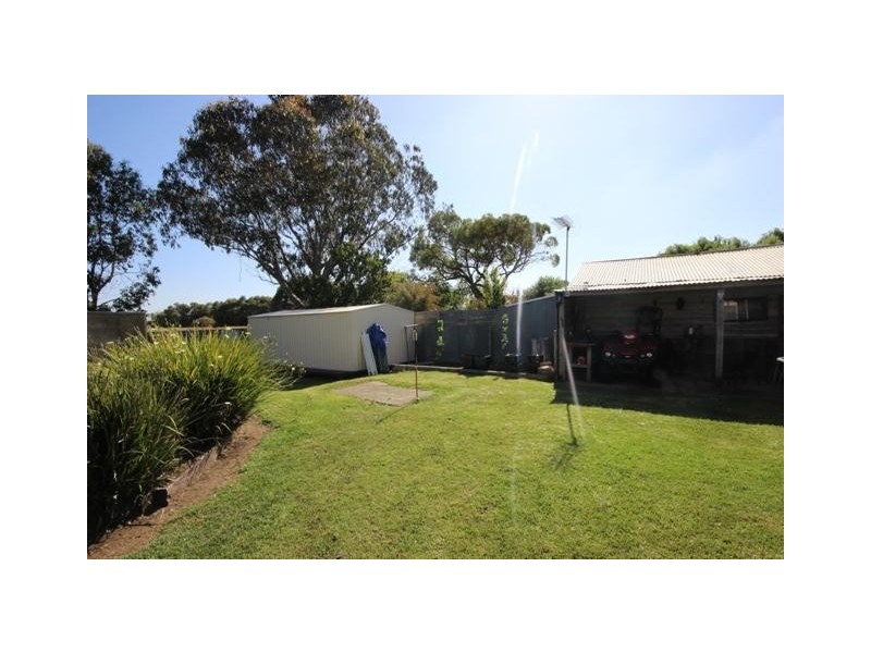 98 Ziegler Parade, Allansford VIC 3277