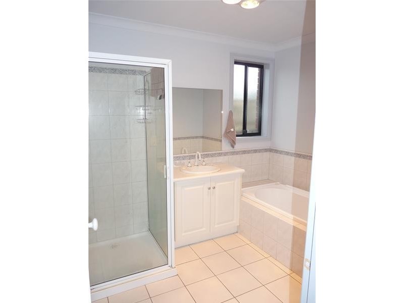 6 Mugavin Drive, Dennington VIC 3280