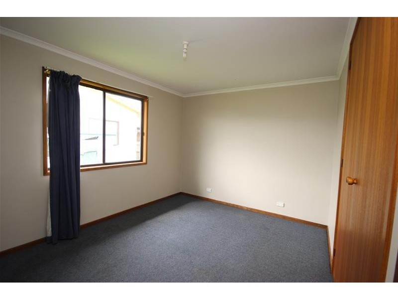 1 2 & 3/5 Murnane Street, Terang VIC 3264