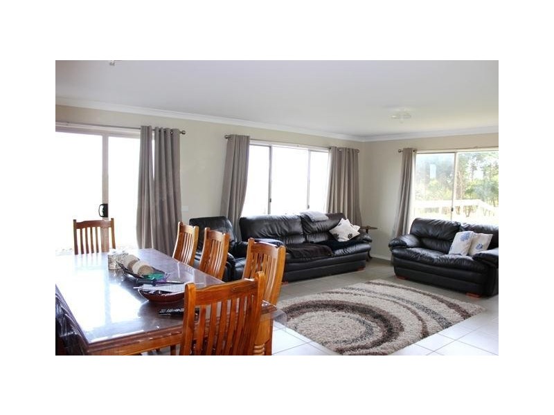 14 Best Street, Winslow VIC 3281