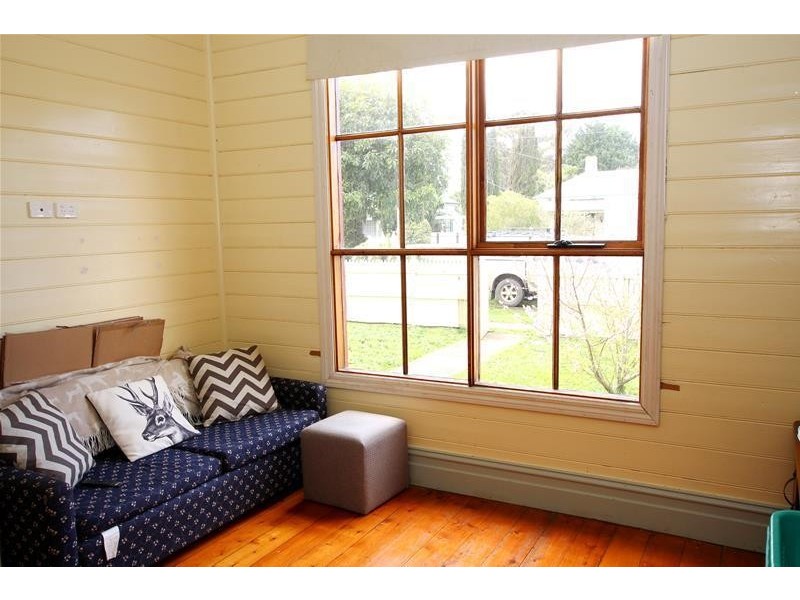 9 Commercial Place, Koroit VIC 3282