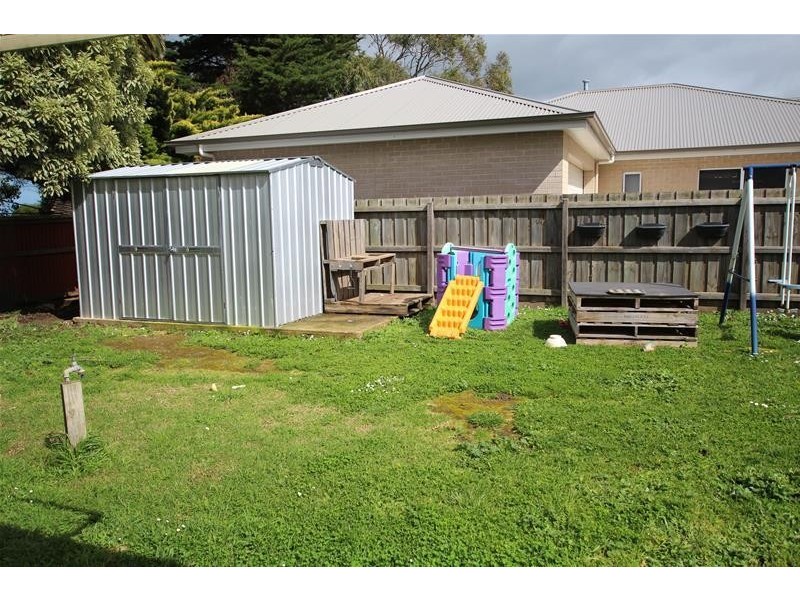 9 Commercial Place, Koroit VIC 3282