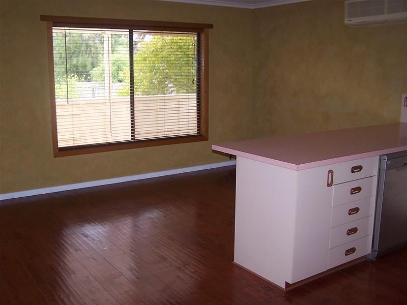 16 Station Street, Allansford VIC 3277