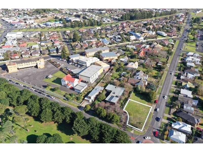 63 Botanic Road, Warrnambool VIC 3280