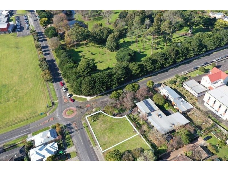 63 Botanic Road, Warrnambool VIC 3280