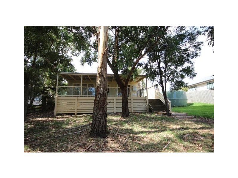 22 River Road, Woodford VIC 3281