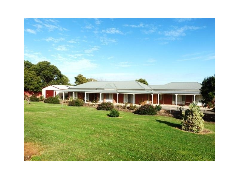 35 Hopkins Falls Road, Panmure VIC 3265